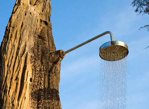 Деревянный душ на дачу своими руками: разновидности, изготовление и уход